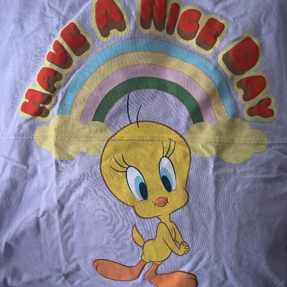 BNWT Long Sleeved Tweety Bird Shirt - Picture 1 of 4